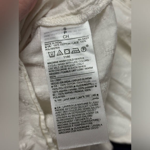 White/Cream Puff Sleeve Button down Blouse - Picture 3 of 4